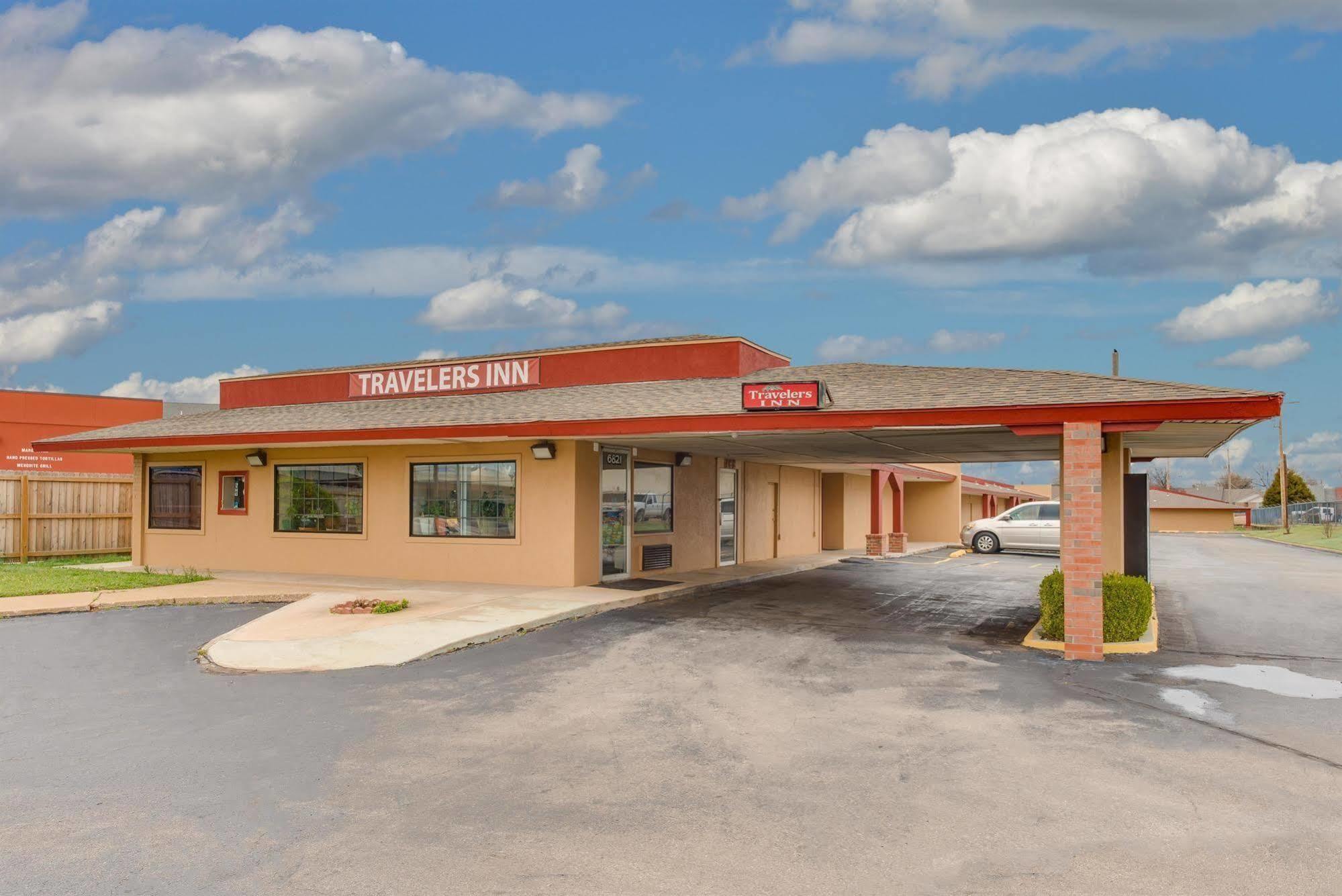 Travelers Inn Midwest City Exterior photo