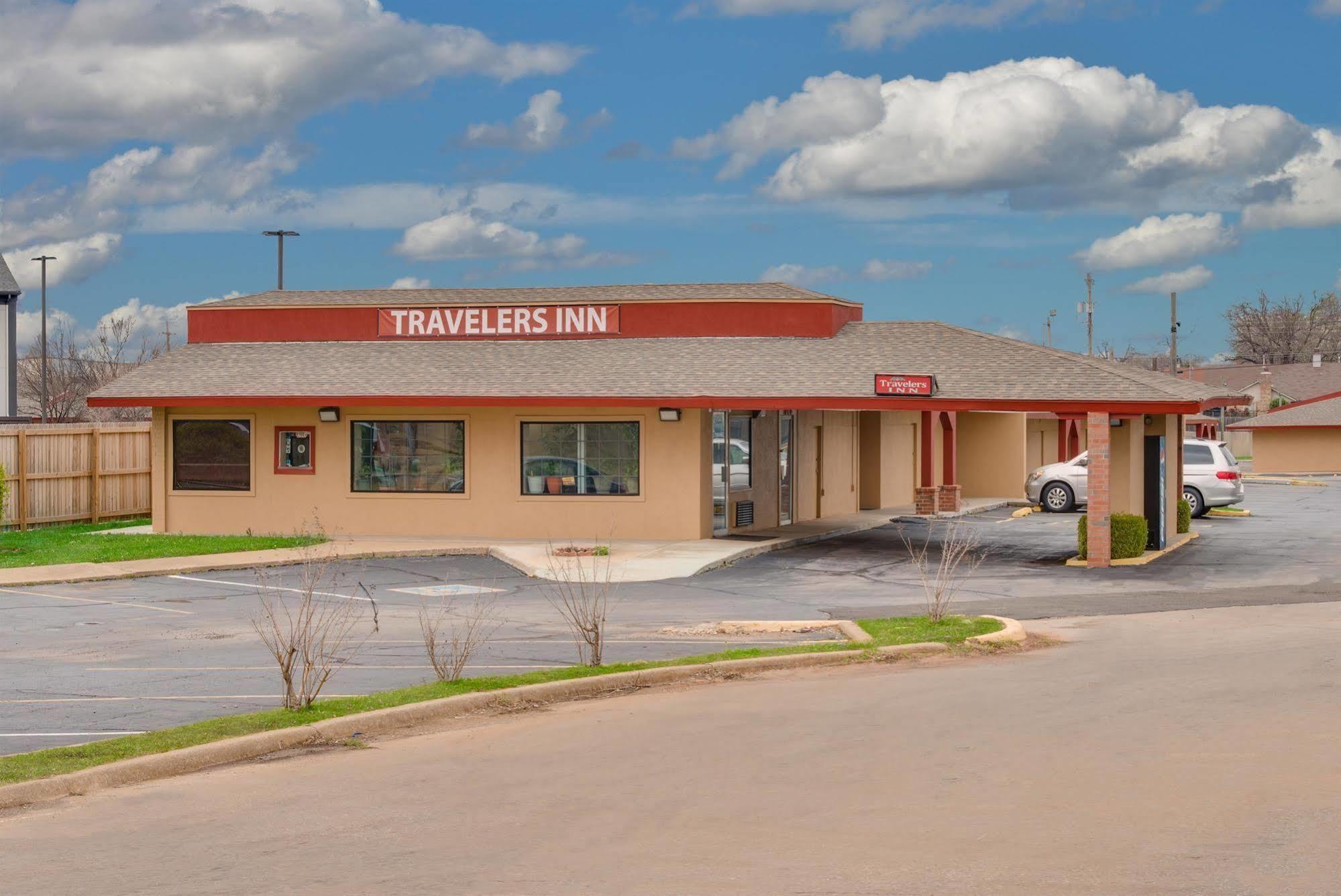 Travelers Inn Midwest City Exterior photo